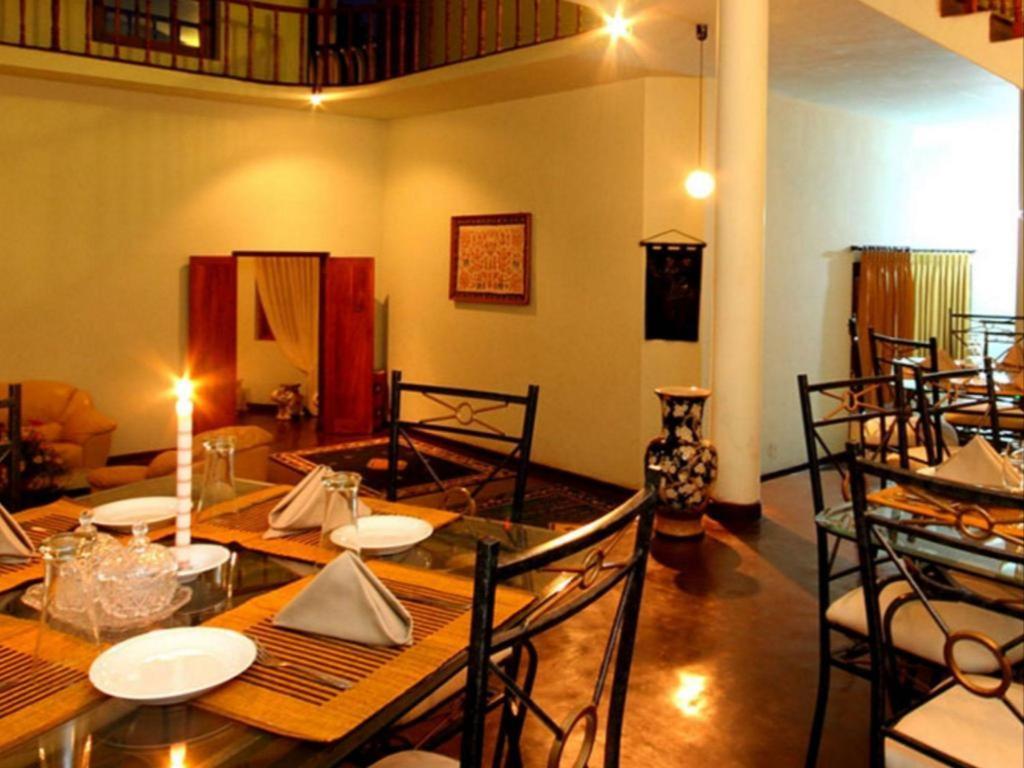 The Hideaway Hotel Ела Екстериор снимка