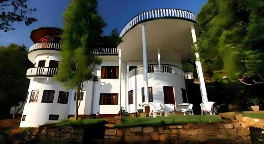 The Hideaway Hotel Ела Екстериор снимка